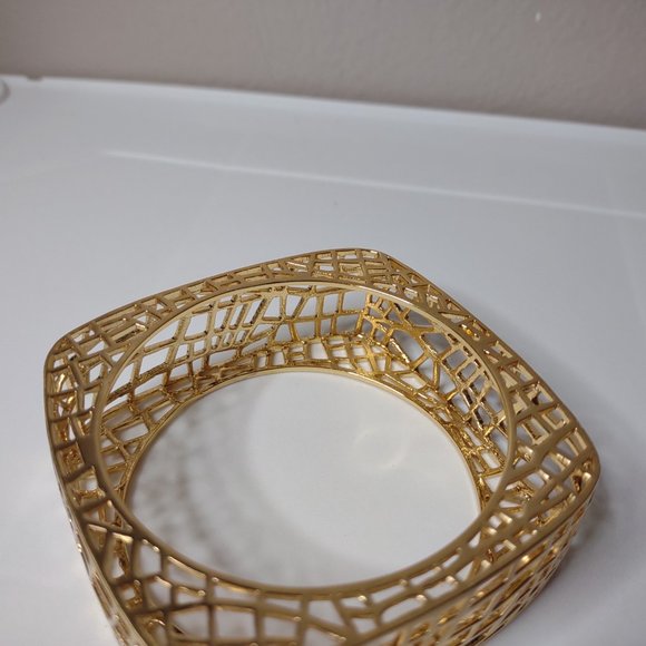 7.5 Inch Gold Tone Bird Cage Bangle - Picture 2 of 10